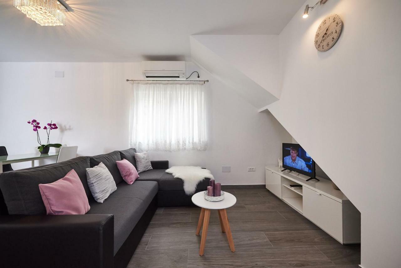 Apartment Epetij 2 Split Exterior photo